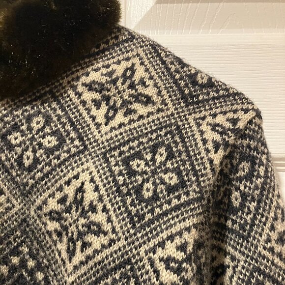 VTG Lauren Ralph Lauren Fair Isle Wool Full Zip Sweater Faux Fur Collar/Cuffs-PM - Picture 7 of 13